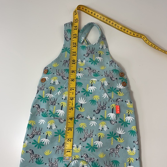 HEMA Baby jumpsuit, zebra pattern, Size 6M - Picture 9 of 12